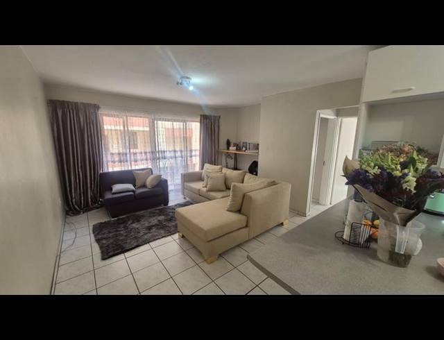 2 BEDROOM APARTMENT FOR SALE IN FERNDALE